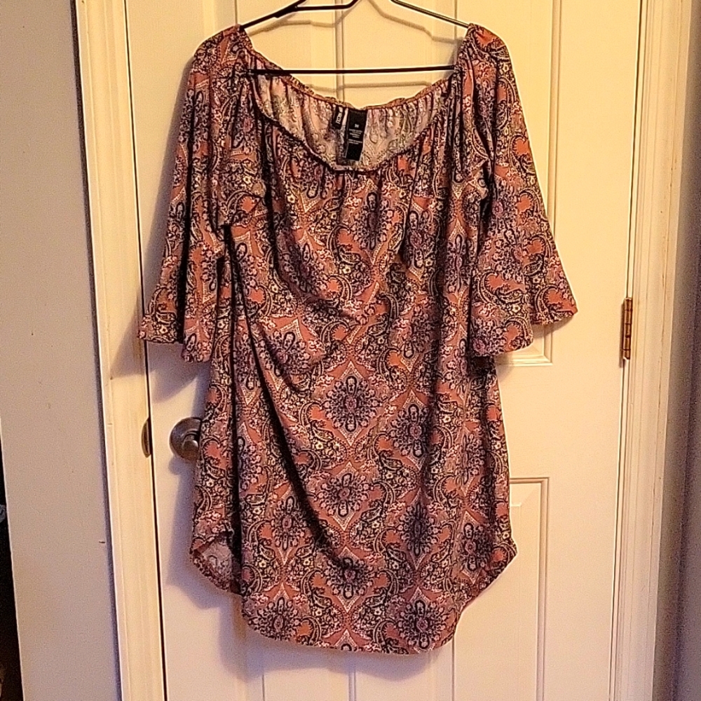 ⭐️Cute Long Length Off Shoulder top with Asymmetrical hem and Flair Sleeve
